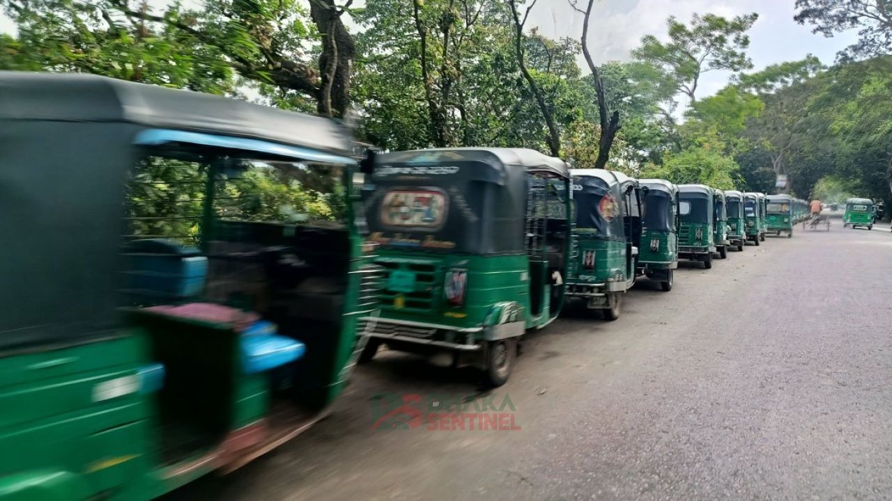 তিন চাকার যানের দাপটে বাড়ছে দুর্ঘটনা, হাইওয়ে পুলিশ বলছে ‘অ্যাকশনে যেতে পারছি না’