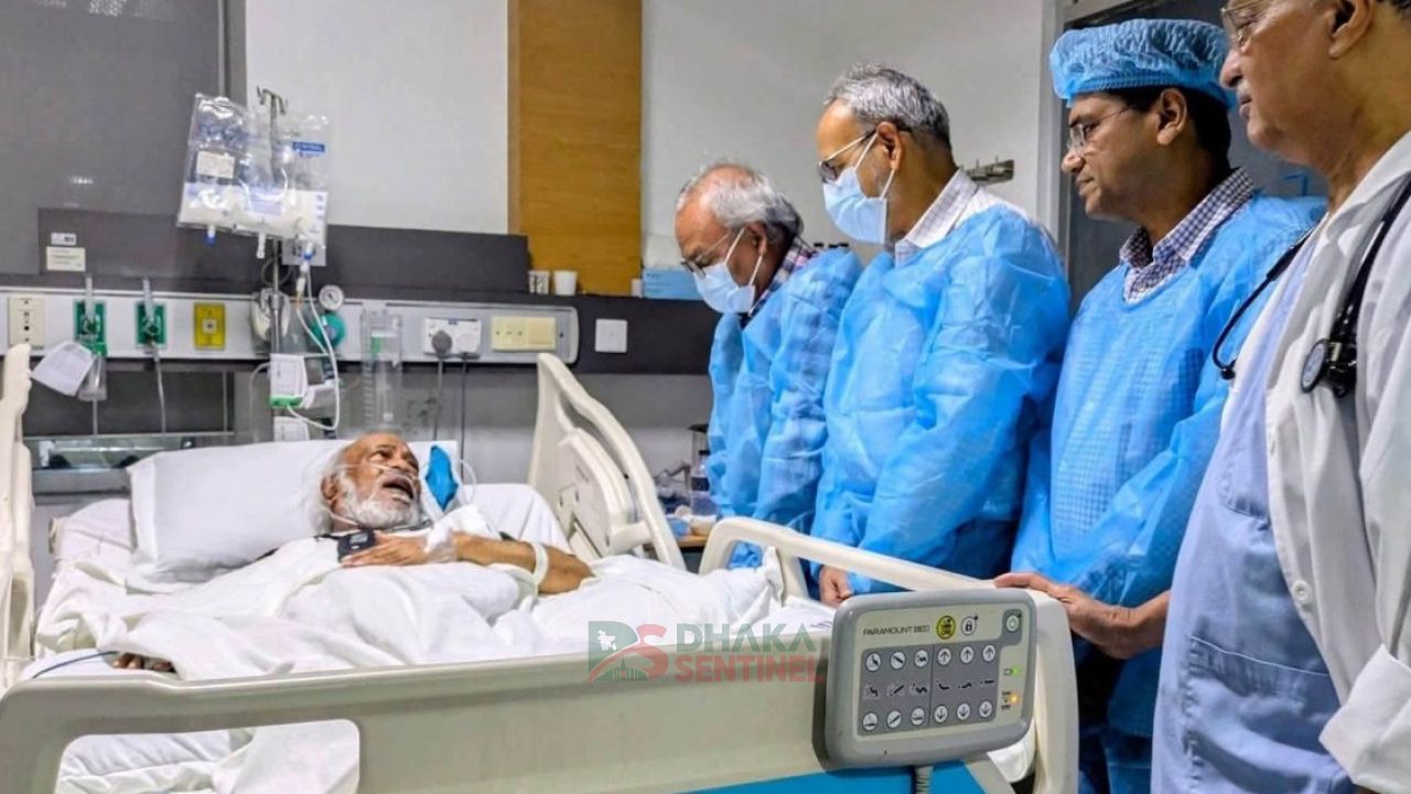মঈন খানকে দেখতে এভারকেয়ারে রিজভী 