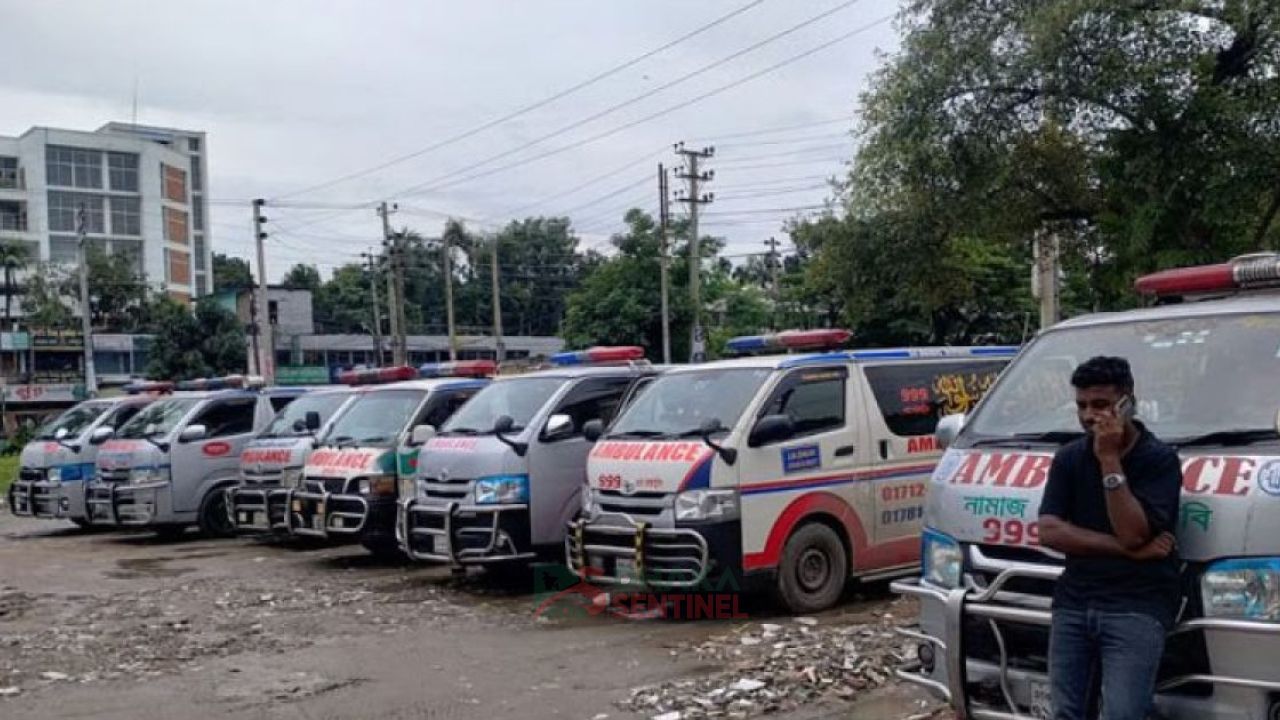 ঢামেকে অ্যাম্বুলেন্স ধর্মঘট ৭ দিনের জন্য স্থগিত